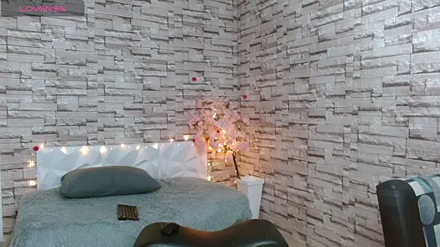 Snapshot of Vanse_lust chatting on March 2025 10:42:01 PM Vanse lust online show from March 2025 10:42:01 PM