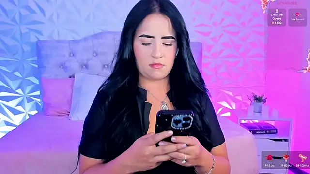 Snapshot of Miss_Ivy4 chatting on February 2025 02:53:01 AM Miss Ivy4 online show from February 2025 02:53:01 AM