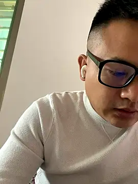 lixiaoshuai8 online show from December 2025 04:18:02 AM