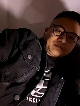 lixiaoshuai8 online show from December 2025 06:39:02 AM