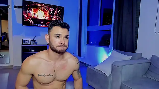 Snapshot of Maximo_Marcelo chatting on December 2024 11:57:01 PM Maximo Marcelo online show from December 2024 11:57:01 PM