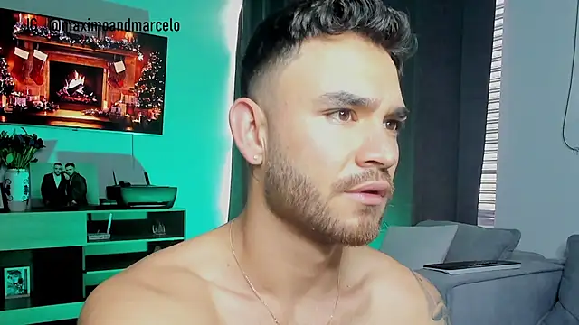 Snapshot of Maximo_Marcelo chatting on December 2024 12:16:02 PM Maximo Marcelo online show from December 2024 12:16:02 PM