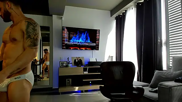 Snapshot of Maximo_Marcelo chatting on January 2025 03:11:01 PM Maximo Marcelo online show from January 2025 03:11:01 PM