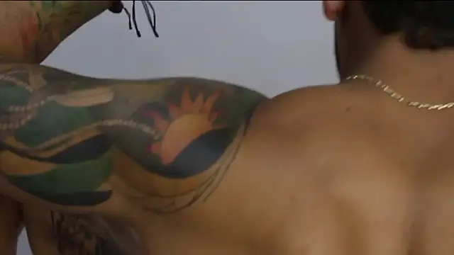 Snapshot of Maximo_Marcelo chatting on October 2025 07:03:02 PM Maximo Marcelo online show from October 2025 07:03:02 PM