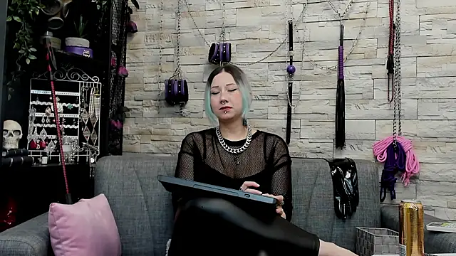 CruelMistress online show from March 2026 02:28:02 AM