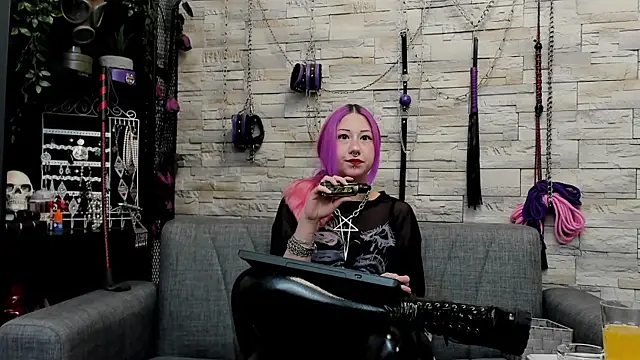 CruelMistress online show from May 2026 01:33:02 AM