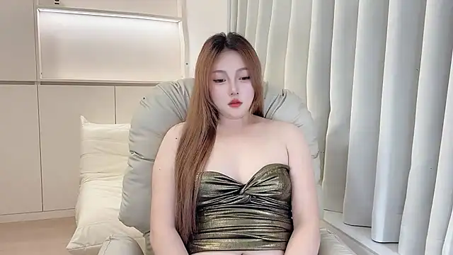 Snapshot of Kulomiyee_koi chatting on December 2024 05:23:02 PM Kulomiyee koi online show from December 2024 05:23:02 PM