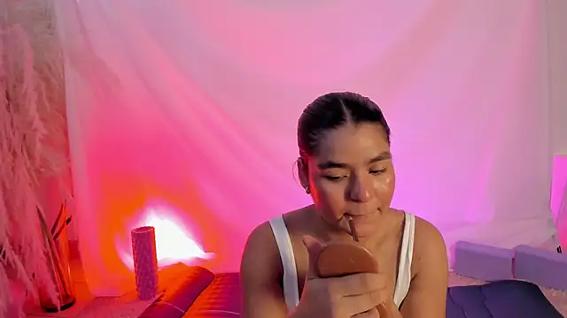 HayamiKioto online show from September 2025 12:50:01 PM