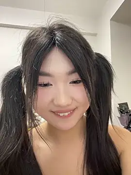 xyebobs online show from December 2024 02:06:02 PM