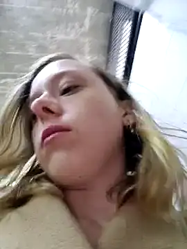 Public Katrisha online show from December 2024 04:32:02 PM