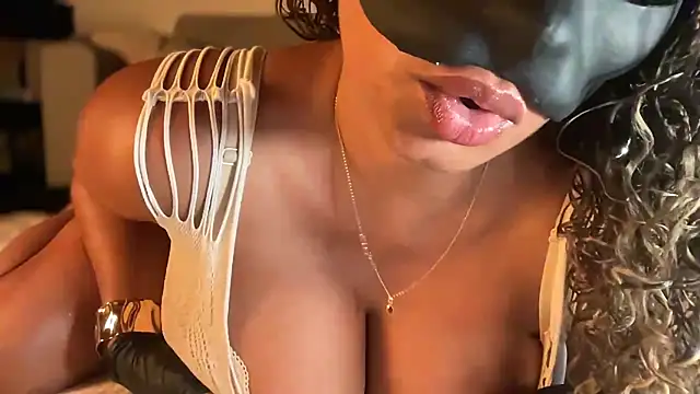 SCARLET-SANTANA online show from August 2026 06:54:01 PM