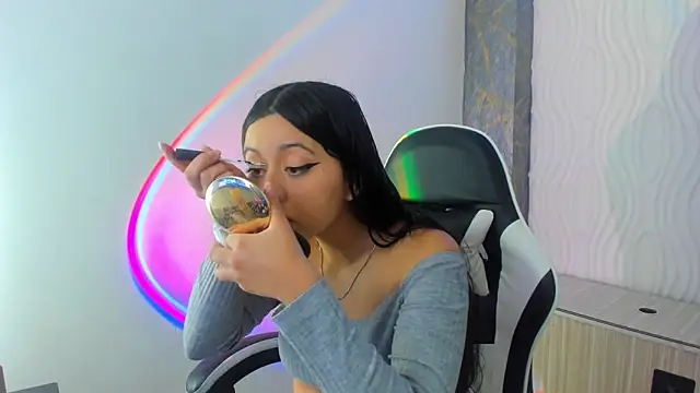 zoe connor19 online show from April 2026 07:58:02 PM