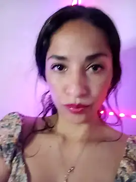 chloewildd  online show from April 2026 10:32:01 PM