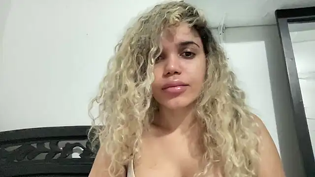 brithneysquirt online show from December 2025 01:02:02 AM