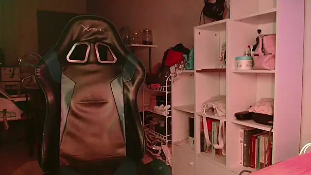 DirtyDi97 online show from January 2026 02:38:02 AM