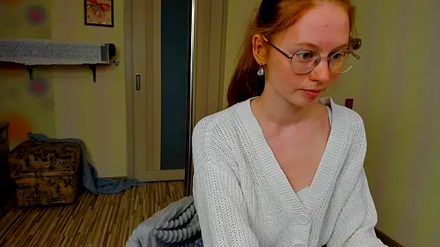 Snapshot of Fire_Luna chatting on October 2025 04:54:01 AM Fire Luna online show from October 2025 04:54:01 AM