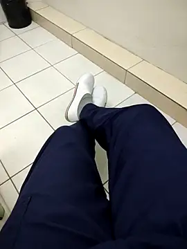 Snapshot of gatmoreno1 chatting on October 2025 04:25:02 PM gatmoreno1 online show from October 2025 04:25:02 PM