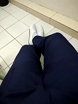 Snapshot of gatmoreno1 chatting on October 2025 04:26:02 PM gatmoreno1 online show from October 2025 04:26:02 PM