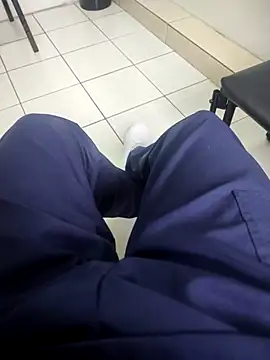 Snapshot of gatmoreno1 chatting on October 2025 02:40:01 PM gatmoreno1 online show from October 2025 02:40:01 PM