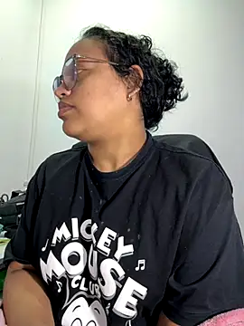 angela angels  online show from October 2025 12:33:01 AM