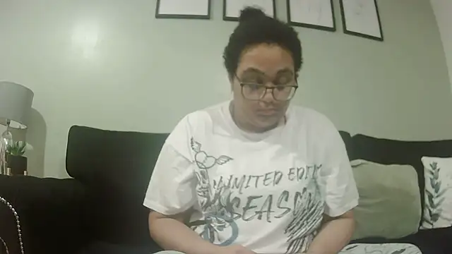 vanilla chocolate23 online show from January 2026 08:27:01 AM