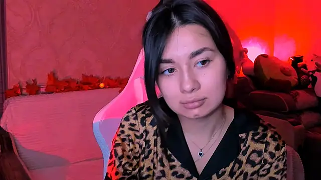 Swee Alicee online show from October 2025 07:47:02 PM