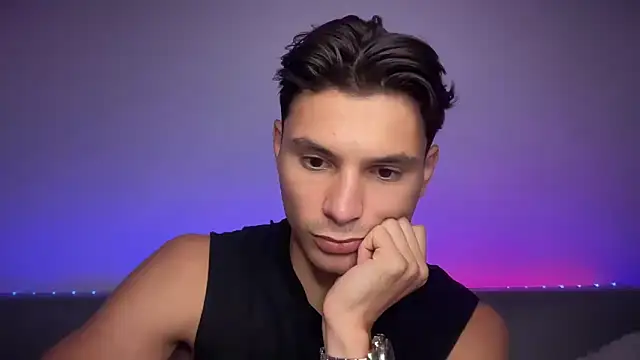 denlover1 online show from September 2025 03:51:01 AM