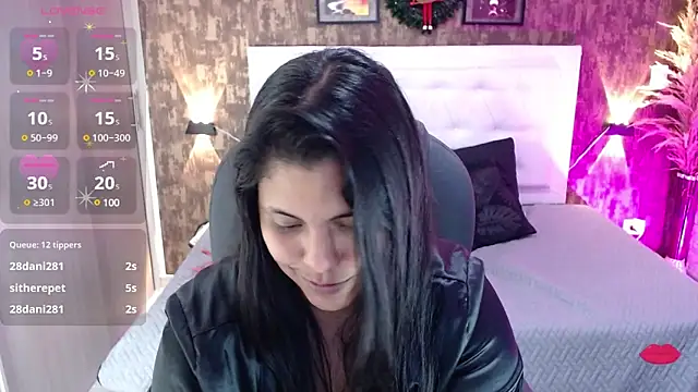 Snapshot of dulce__love69 chatting on December 2024 05:12:01 AM dulce love69 online show from December 2024 05:12:01 AM