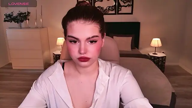 AdeliaKiss online show from March 2026 04:46:01 AM