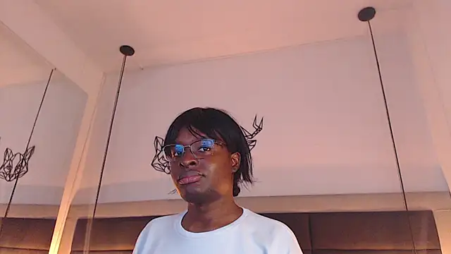 candy lovee69 online show from November 2025 12:02:01 AM