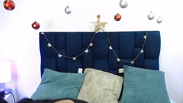 kitii we3d online show from December 2024 05:05:02 AM