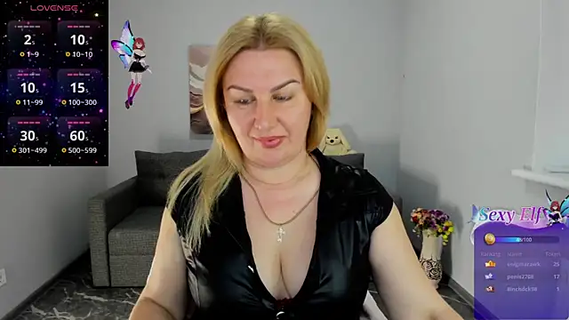 Snapshot of Lili_Crossi chatting on June 2026 06:52:02 AM Lili Crossi online show from June 2026 06:52:02 AM