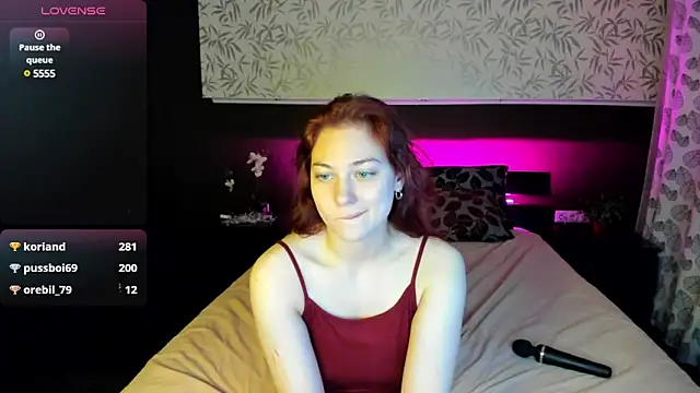 Miss you kiss online show from January 2025 01:14:02 PM