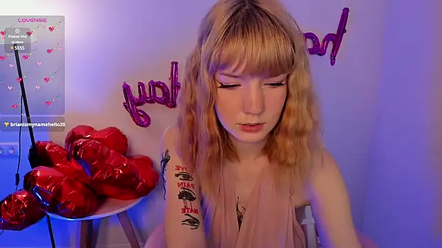 Linablueeyed online show from February 2025 08:17:02 AM