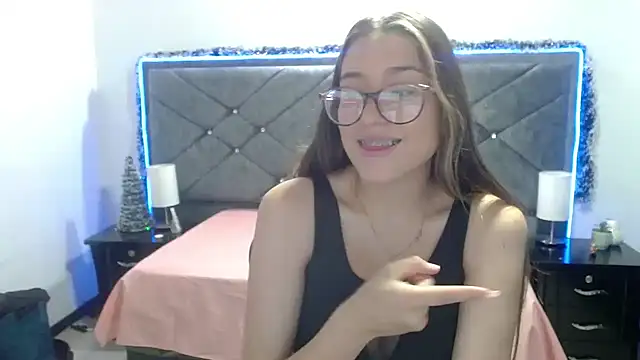 zoe sweet5 online show from December 2025 07:32:01 PM