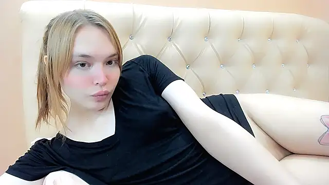 fem to online show from February 2025 08:00:01 PM
