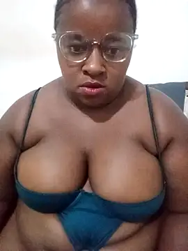 Snapshot of HotBootyBabe90 chatting on February 2026 08:42:02 PM HotBootyBabe90 online show from February 2026 08:42:02 PM