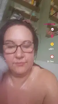 Snapshot of Bekahblows chatting on July 2026 02:02:01 PM Bekahblows online show from July 2026 02:02:01 PM
