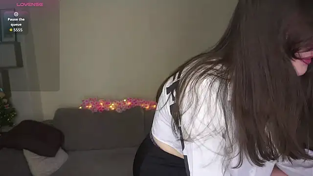 CathrynDail online show from April 2026 06:08:01 AM