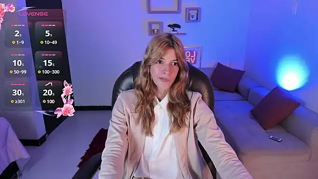 Nora Vennucci online show from February 2025 07:52:02 PM