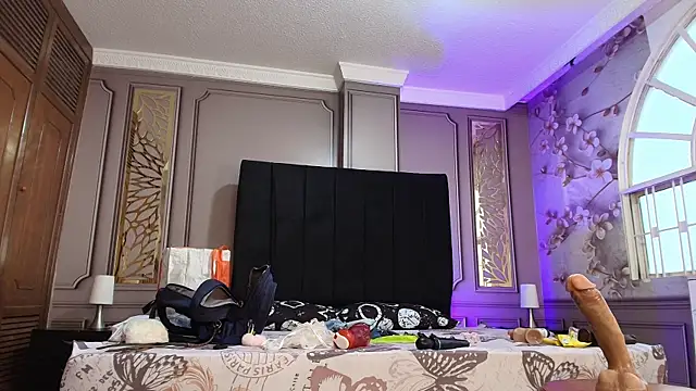 mature bigass   online show from December 2025 07:53:02 PM