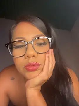 Snapshot of shaylin_brooke1 chatting on July 2026 10:13:02 PM shaylin brooke1 online show from July 2026 10:13:02 PM