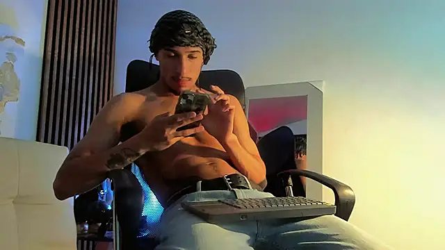 rafael stone online show from March 2025 06:50:02 AM