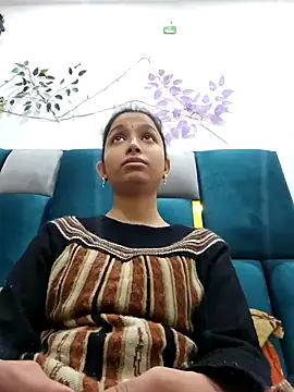 Snapshot of Aleena_Rai chatting on February 2025 05:08:01 PM Aleena Rai online show from February 2025 05:08:01 PM