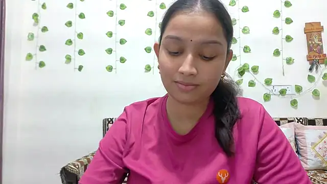 Snapshot of Aleena_Rai chatting on November 2025 07:36:02 PM Aleena Rai online show from November 2025 07:36:02 PM
