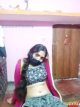 Snapshot of Cute-Simmi chatting on December 2024 07:43:02 PM Cute-Simmi online show from December 2024 07:43:02 PM