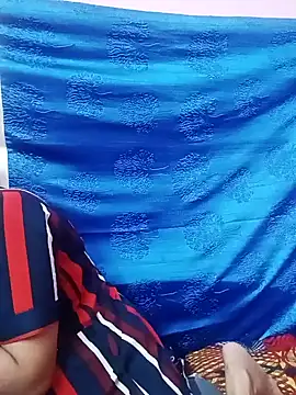 Snapshot of Cute-Simmi chatting on February 2025 06:40:02 PM Cute-Simmi online show from February 2025 06:40:02 PM