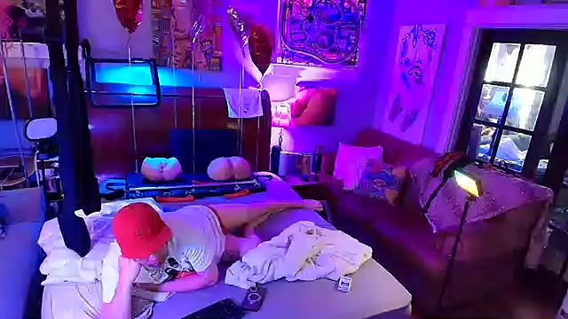 Snapshot of sexactyour7 chatting on February 2025 03:43:02 PM sexactyour7 online show from February 2025 03:43:02 PM