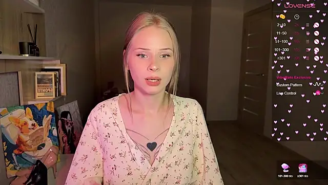 lisa barbie online show from October 2025 08:08:02 PM