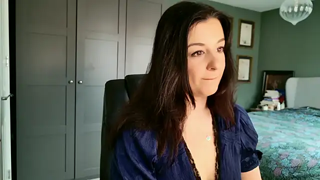 flatwhite0 online show from March 2026 09:21:02 AM